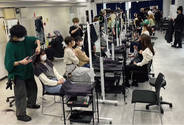 アカデミーの元祖「THEATER ACADEMY」